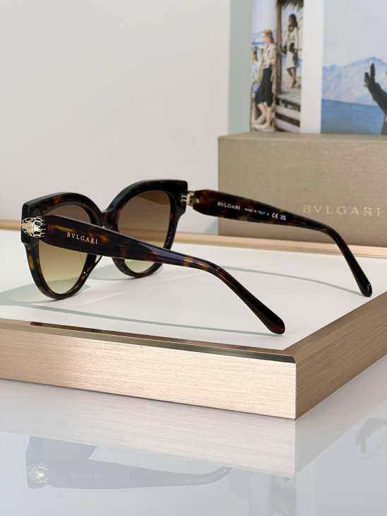Picture of Bvlgari Sunglasses _SKUfw80444198fw